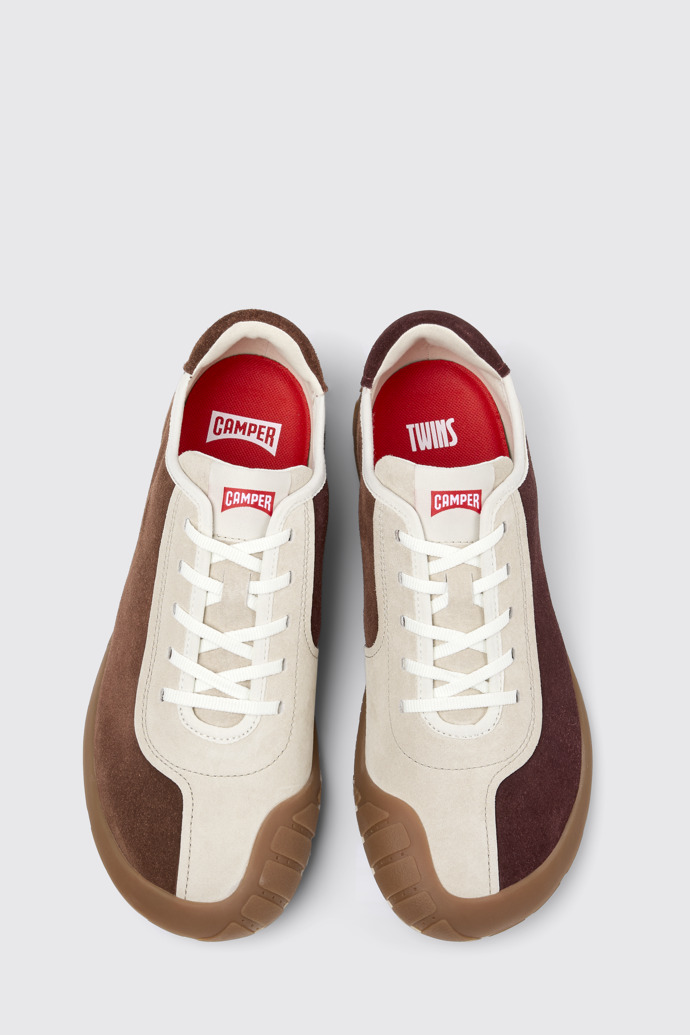 Twins Mehrfarbiger Herrensneaker aus Veloursleder und Nubukleder.