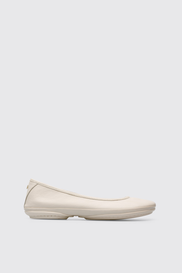 Side view of Right Beige Ballerinas for Women