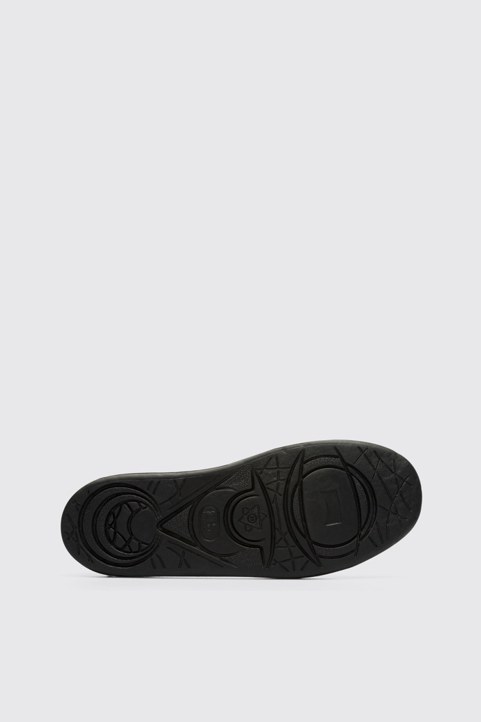 The sole of Courb Black women’s sneaker