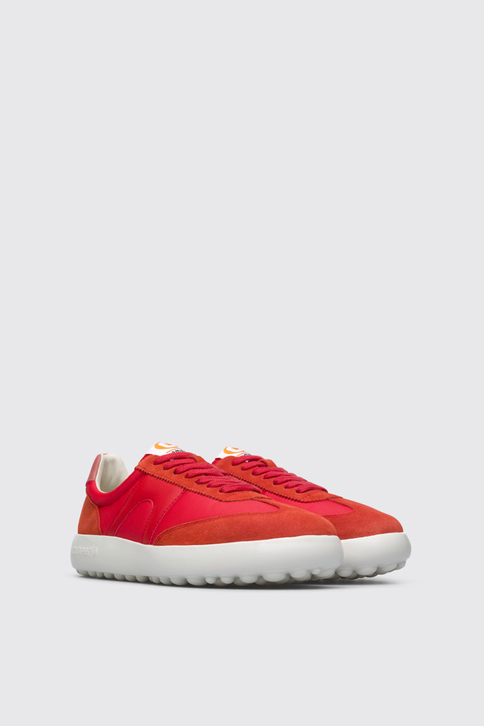Front view of Pelotas XLite Red sneaker for women