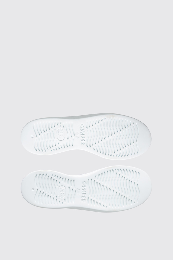 The sole of Twins Women's white TWINS sneaker