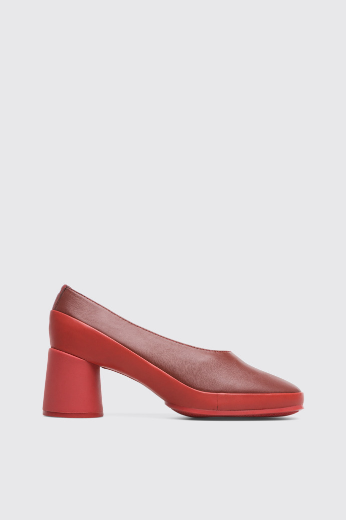Side view of Upright Women's red full grain shoe