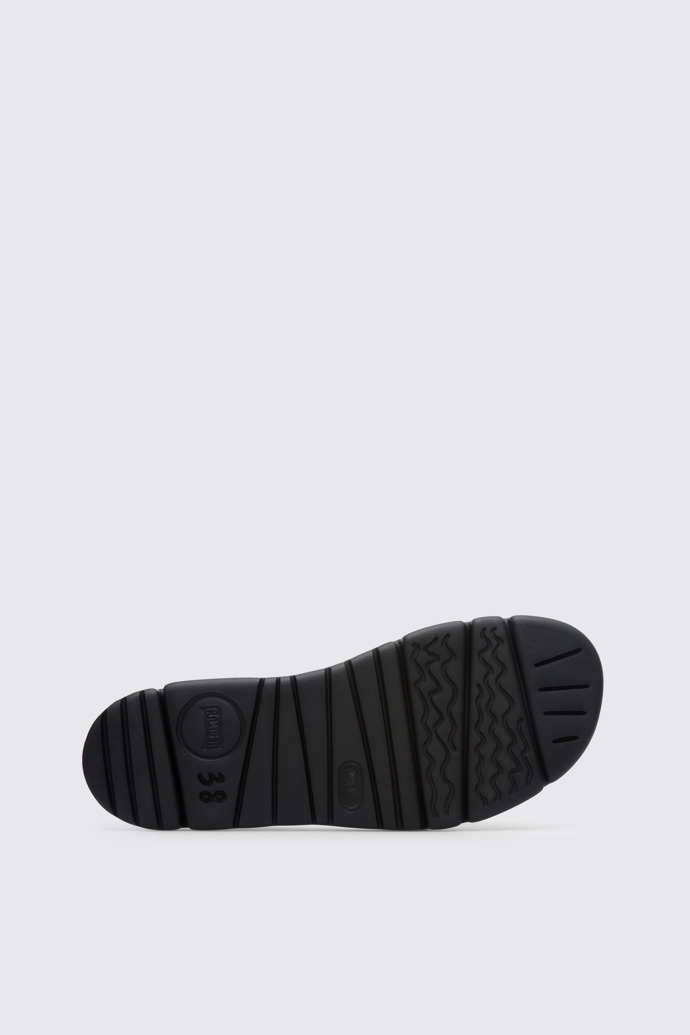 The sole of Oruga Black sandal for women