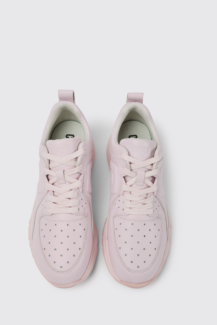 Drift 女款粉色皮革運動鞋俯角