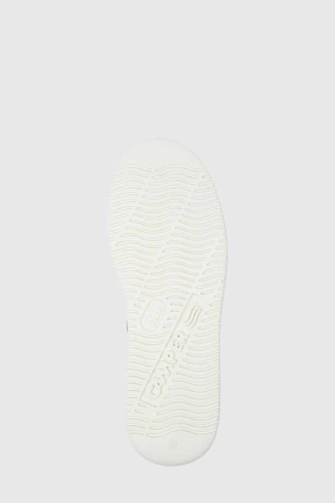 The sole of Runner K21 Black and grey sneakers for women