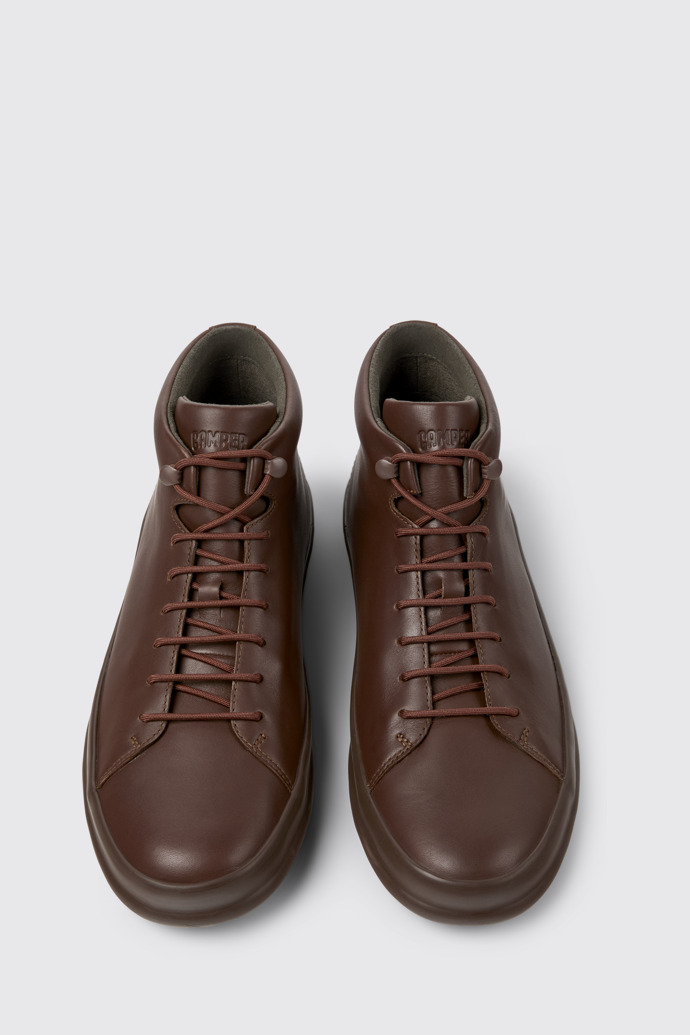 Overhead view of Chasis Brown ankle boot for men