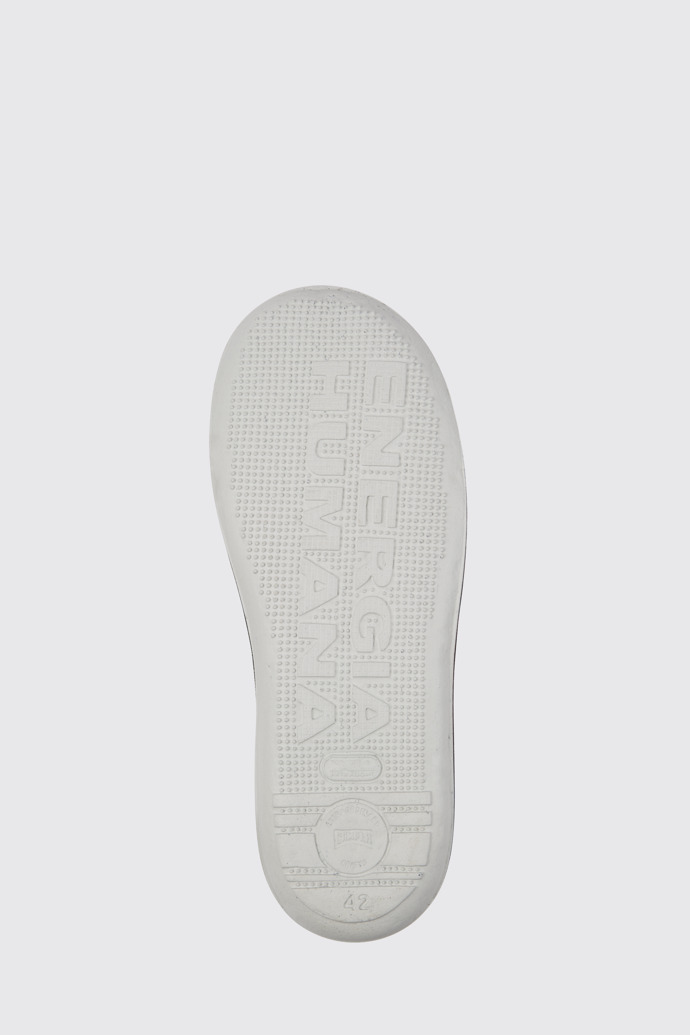 The sole of Beetle Grey sneakers for men