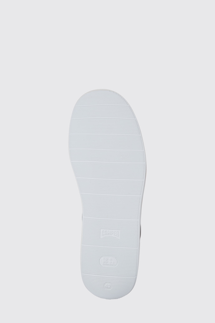 The sole of Wagon Black leather men's shoes