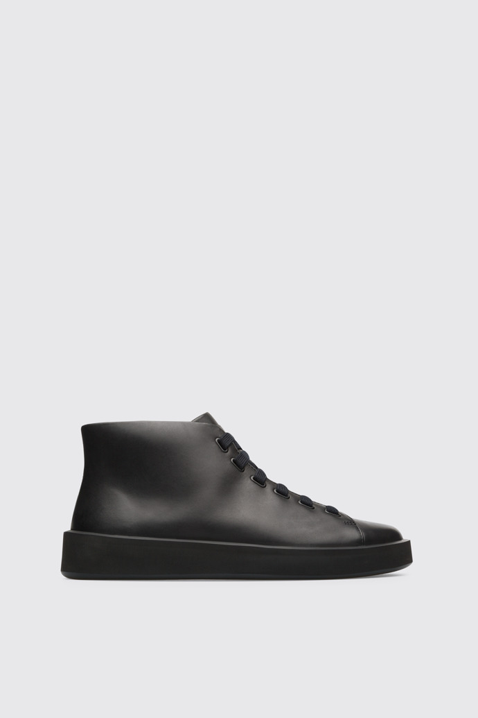 Side view of Courb Men's black ankle boot