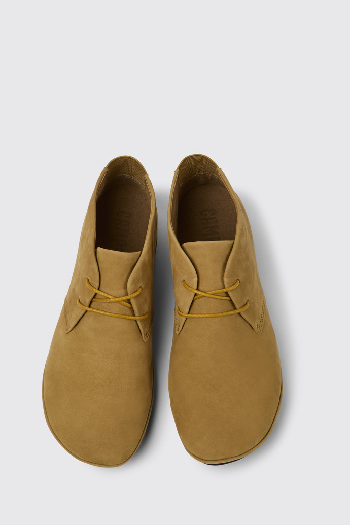 Right Botas rasas em nobuck castanhas para mulher
