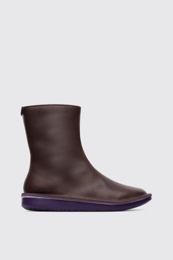 Side view of Formiga Brown Boots for Women