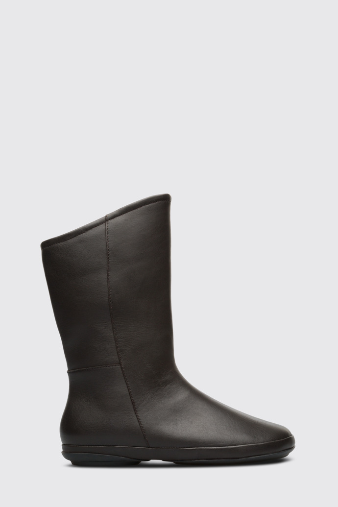 Side view of Right Brown mid boot for women