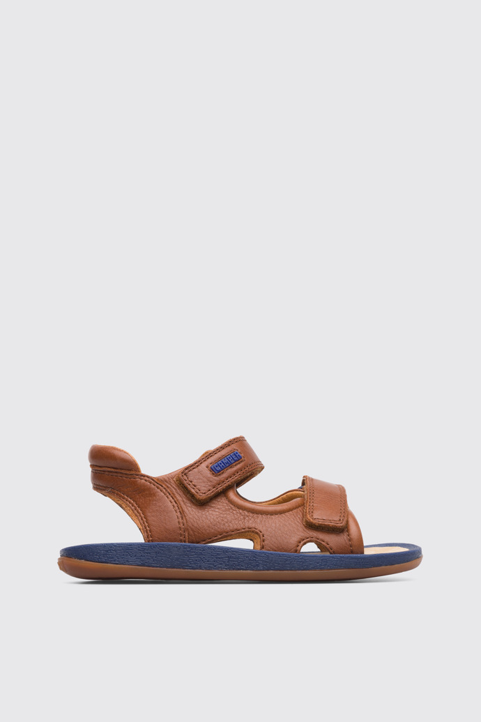 Side view of Bicho Brown sandal for kids