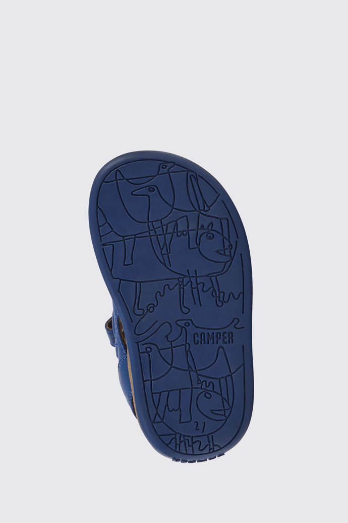 The sole of Bicho Blue leather sandals for kids