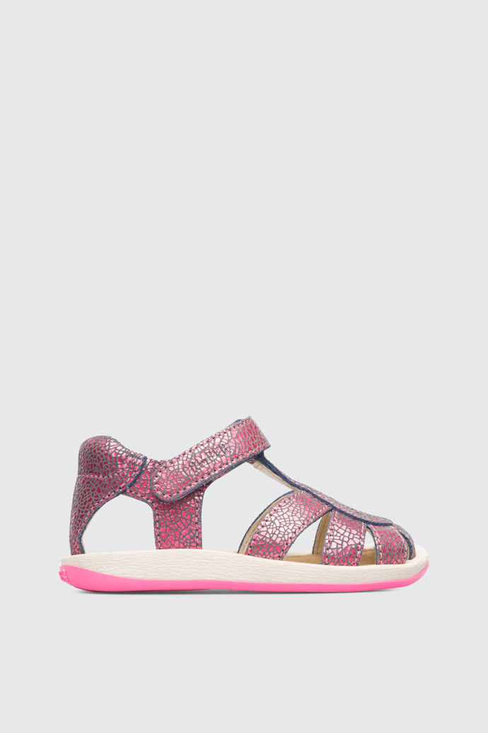 Side view of Bicho Closed pink T-strap kids’ sandal