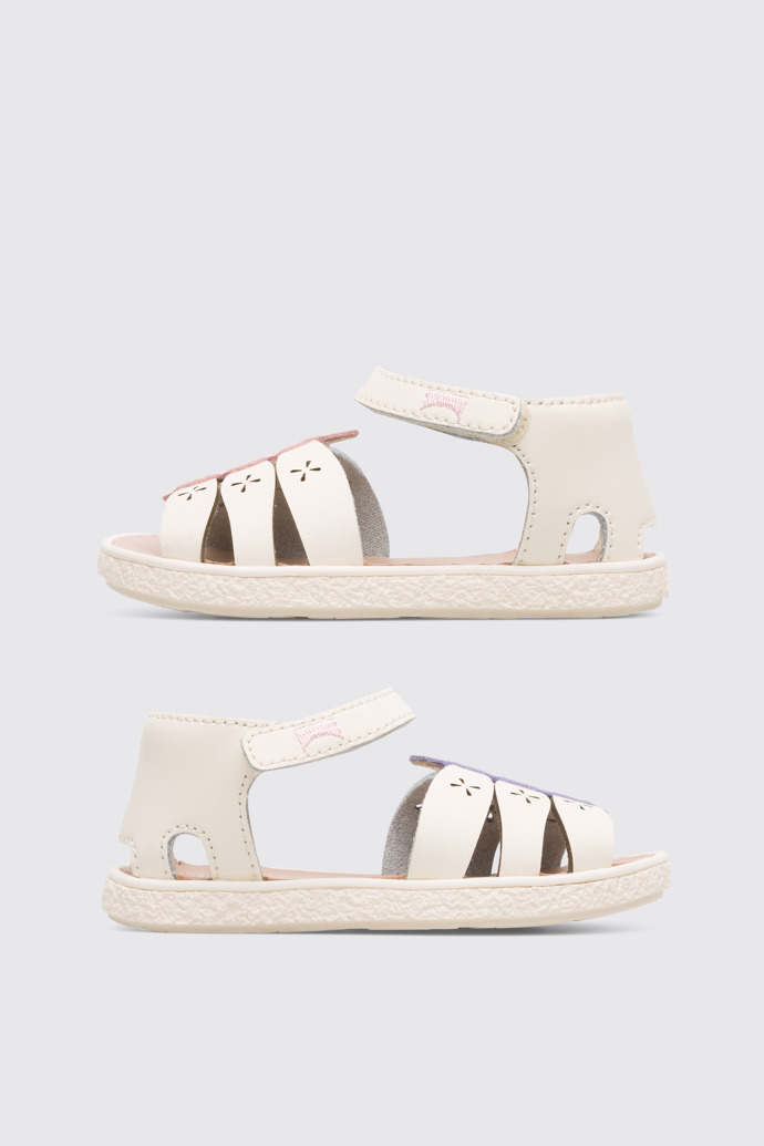 Side view of Twins Girl’s cream sandal