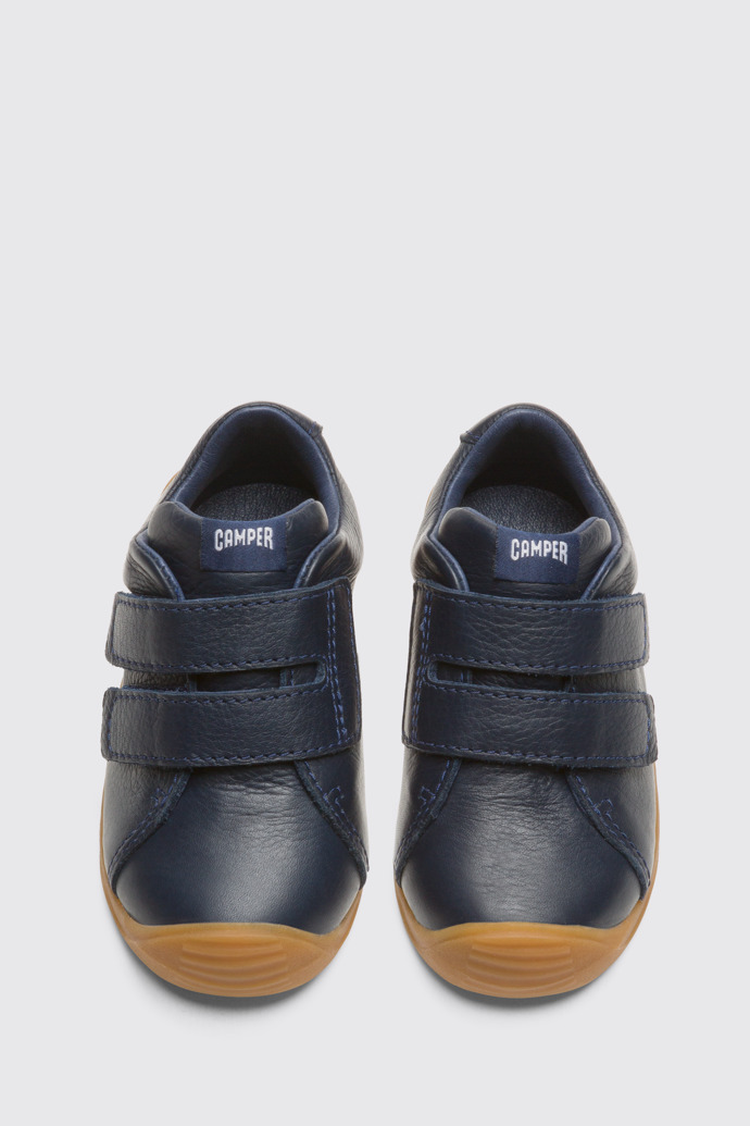 Overhead view of Dadda Navy sneaker for boys
