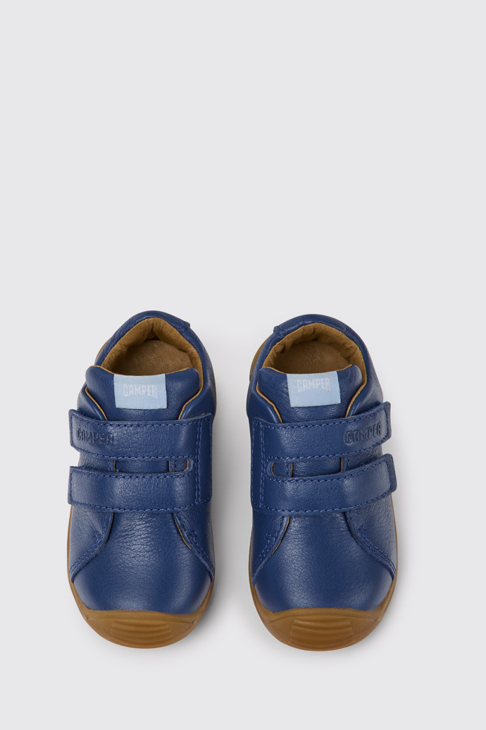 Overhead view of Dadda Blue leather sneakers for kids