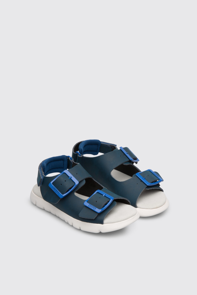 Front view of Oruga Blue sandal for kids