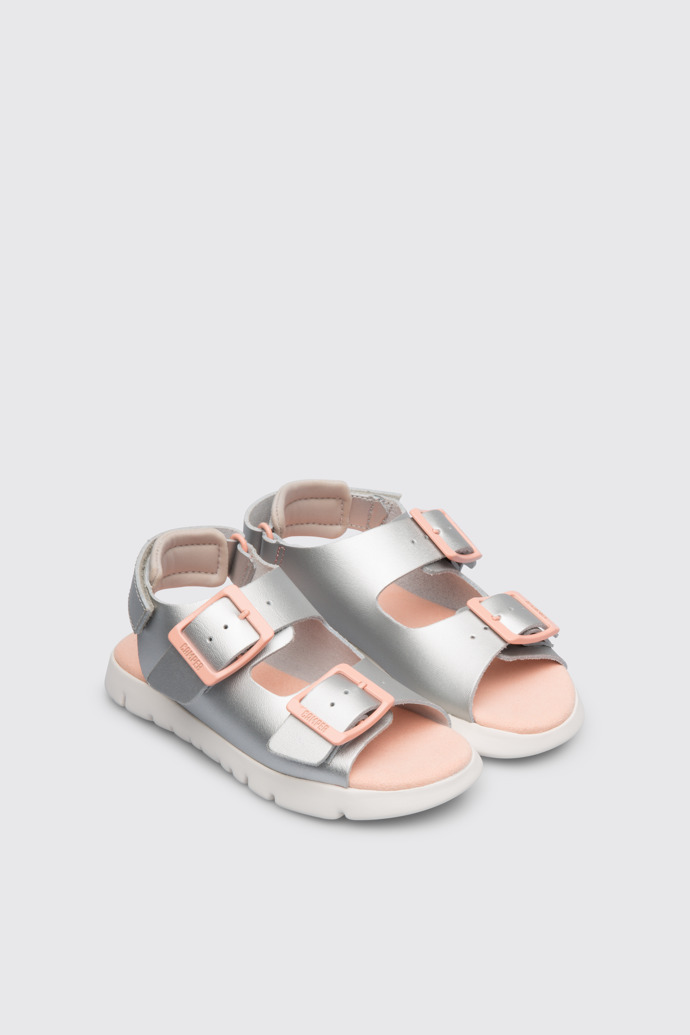 Front view of Oruga Metallic grey sandal for kids