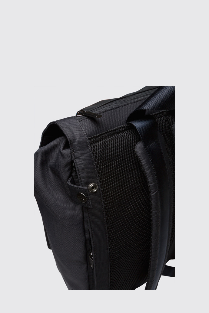 The sole of Vim Black Backpacks for Unisex