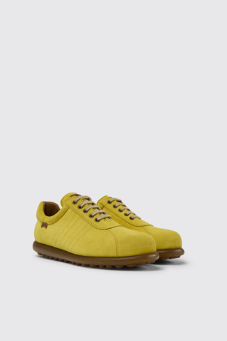 Front view of Pelotas Yellow nubuck sneakers for men