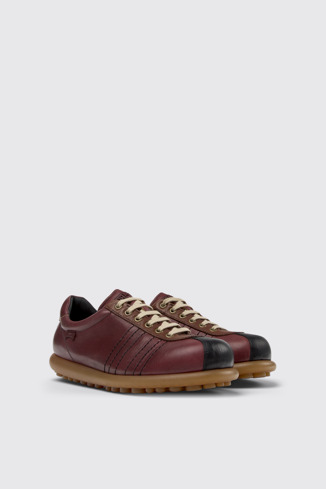 Pelotas Zapatos multicolores de piel para hombre.