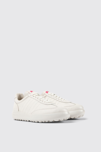 Front view of Pelotas XLite White leather sneakers for women