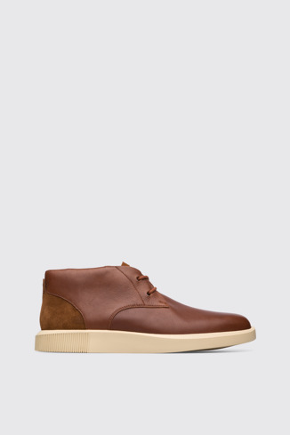 Side view of Bill Men’s brown ankle desert boot