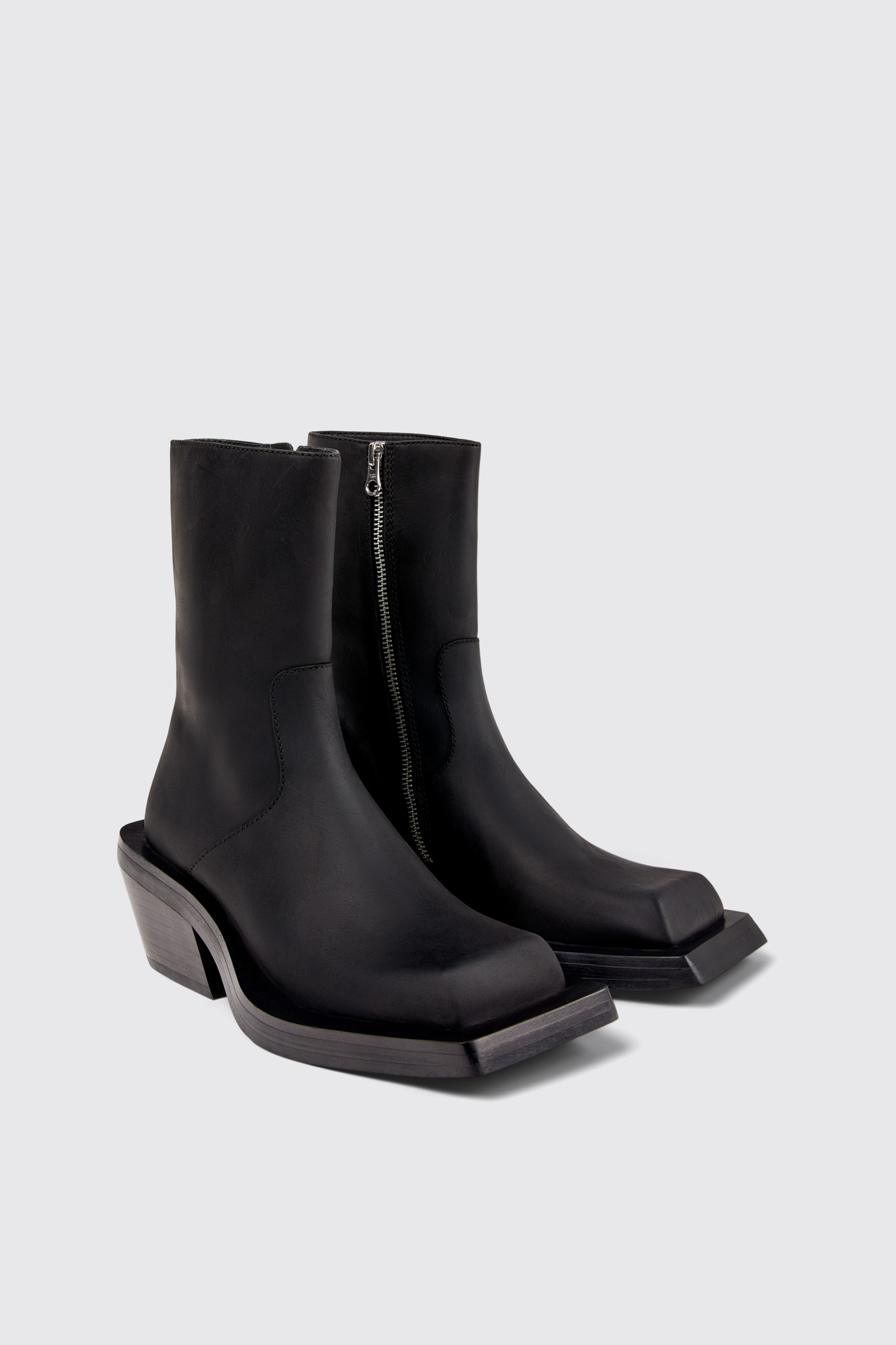 Black Ankle Boots for Unisex - Spring/Summer collection