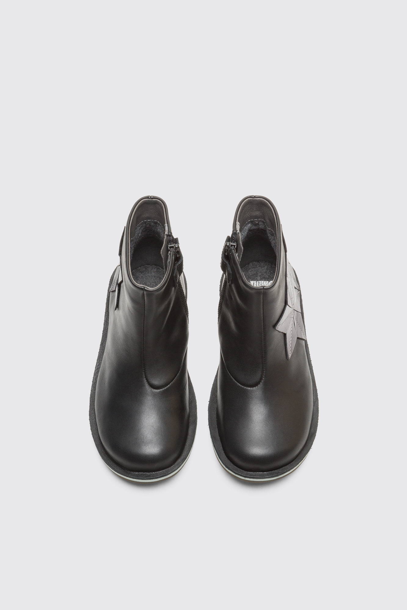 ゆっきーCAMPER【23.5】 Vámonos Beige Loafers for Unisex - Spring/Summer collection