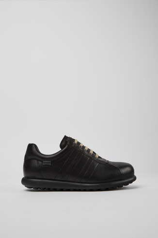 16002-281 - Pelotas - Iconic black shoe for men