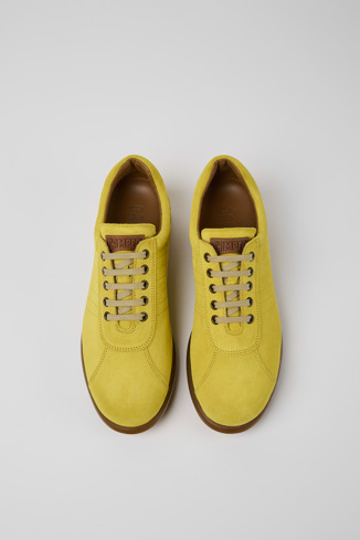 Alternative image of 16002-301 - Pelotas - Sneaker in pelle nabuk gialla da uomo