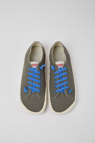 Overhead view of Peu Rambla Grey recycled cotton sneakers for men