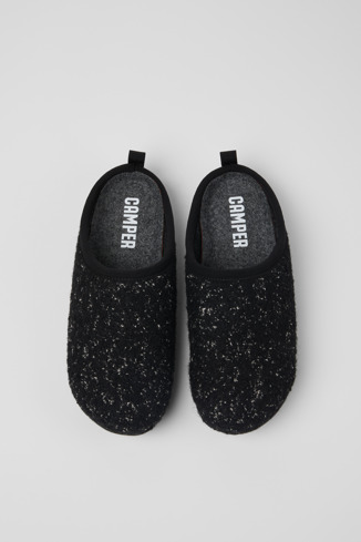 Wabi Chaussons noirs et blancs pour femme