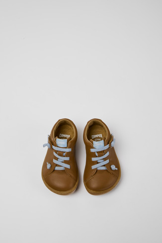 Overhead view of Peu Brown leather shoes for kids