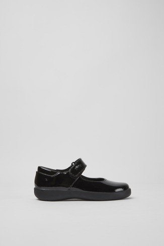 Side view of Spiral Comet Black patent leather shoes