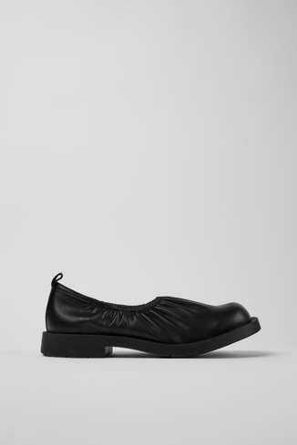 Side view of MIL 1978 Black leather ballerinas