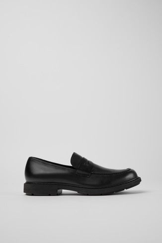 Side view of Neuman Classic men's black moccasin