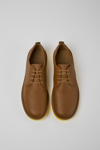 Alternative image of K100669-011 - Wagon - Sapatos em couro castanho para homem