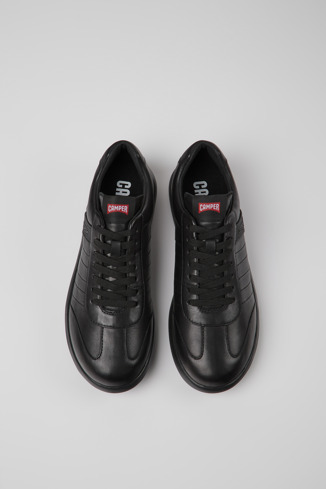 Overhead view of Pelotas XLite Black leather sneakers for men