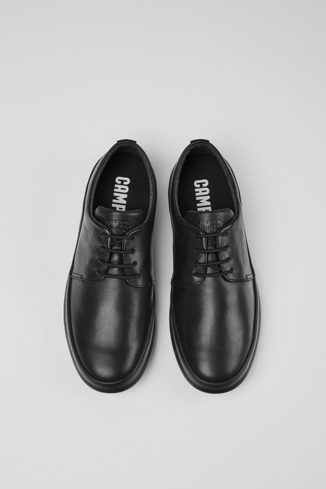Overhead view of Chasis Black leather shoes for men