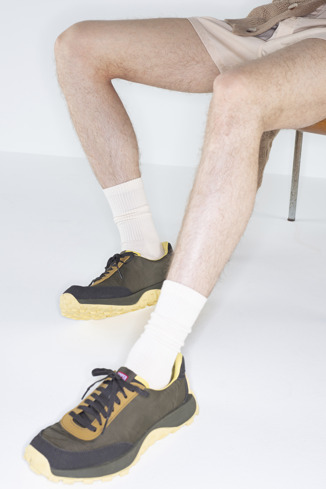 K100864-011 - Drift Trail - Sneakers verdes de tejido y nobuk para hombre