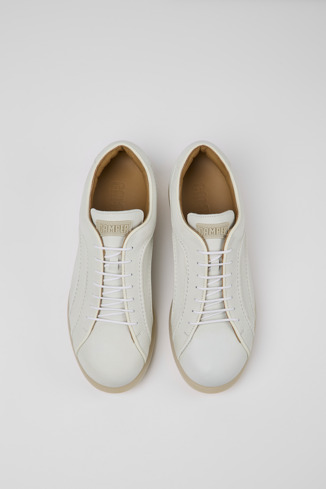 Alternative image of K100867-005 - Pelotas - Sneakers blancas de piel sin teñir para hombre