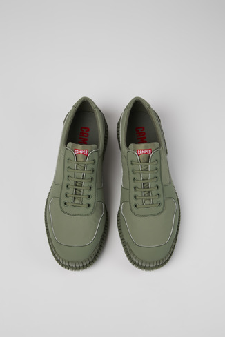 Pix Erkek için yeşil deri ayakkabı modelin üstten görünümü
