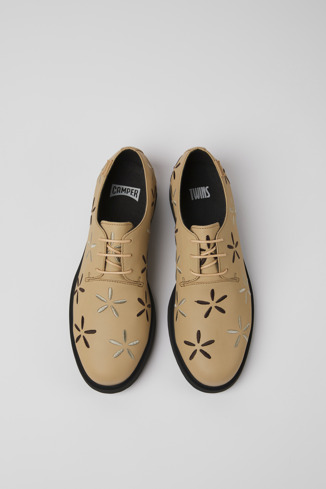 K200685-027 - Twins - Chaussures en cuir beige pour femme