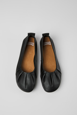 Overhead view of Right Black leather ballerinas for women