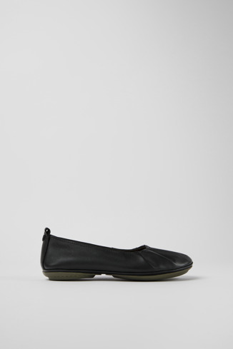 Side view of Right Black leather ballerinas for women