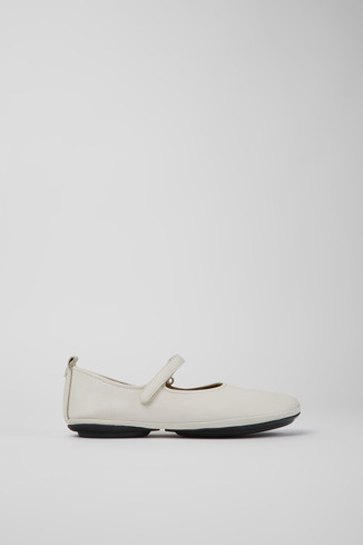 Side view of Right White leather ballerinas for women