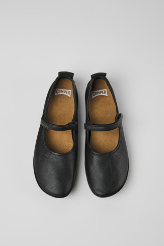 Alternative image of K201365-012 - Right - 黑色皮革女款瑪莉珍平底鞋